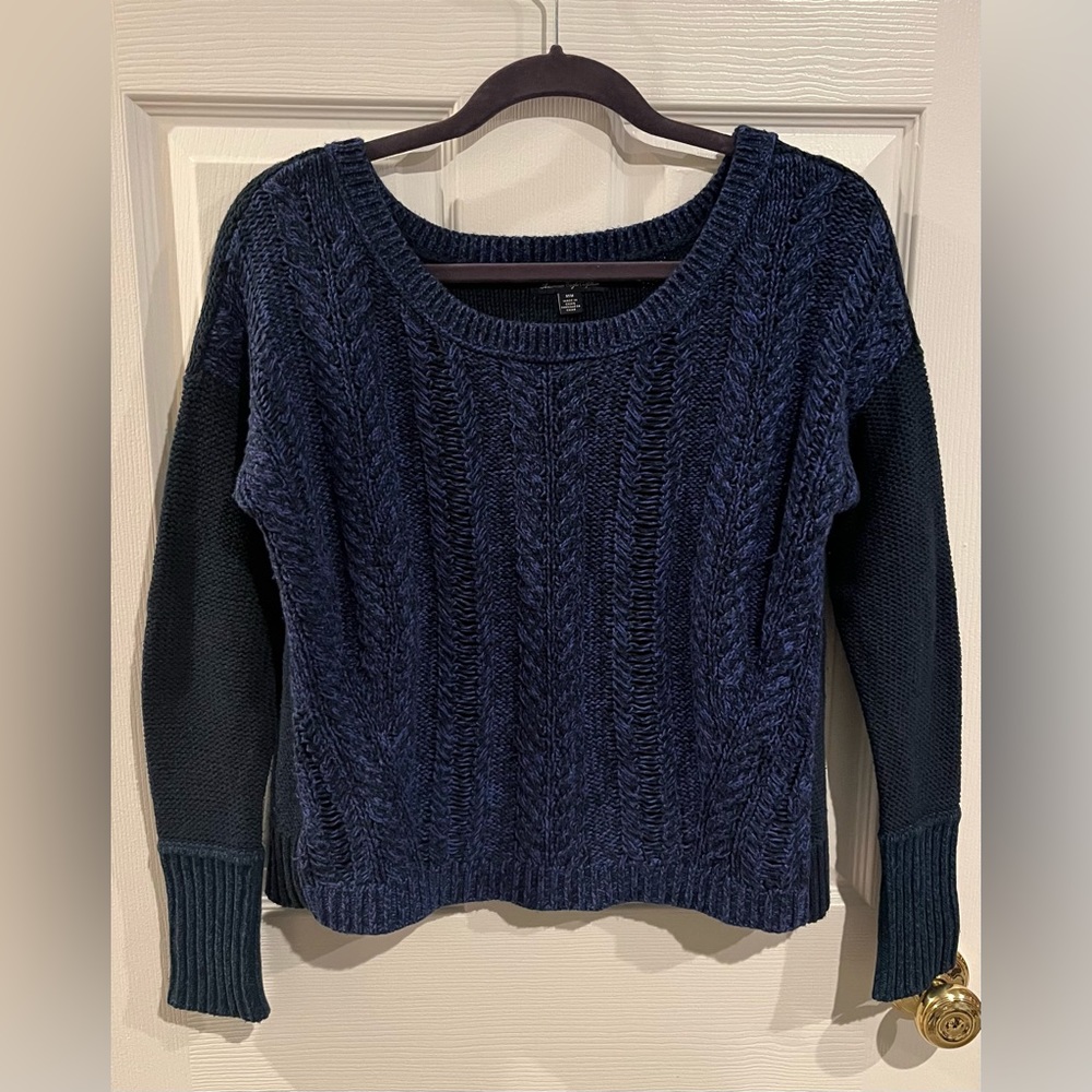 American Eagle Outfitters Cable Knit Sweater